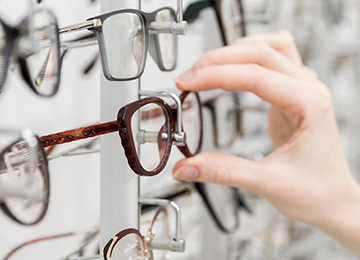 Eye Wear Styling Consultation